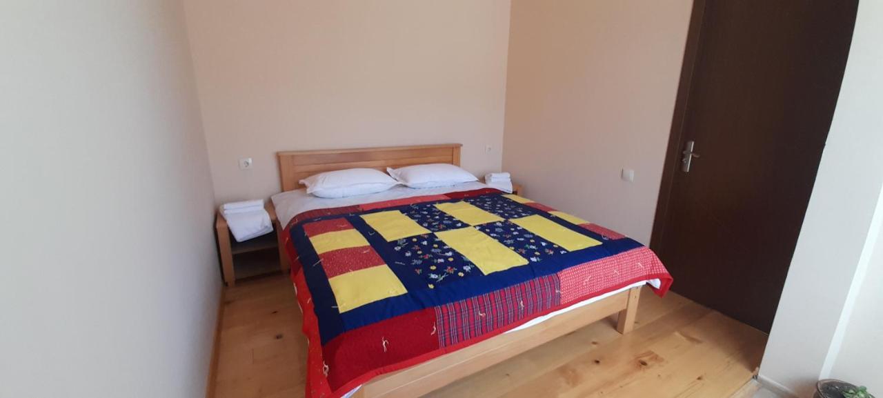 Guest House Lekhtagi Mestia Eksteriør billede