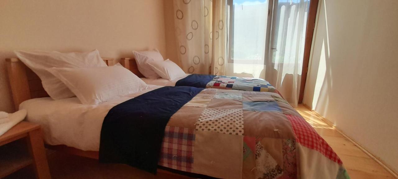 Guest House Lekhtagi Mestia Eksteriør billede